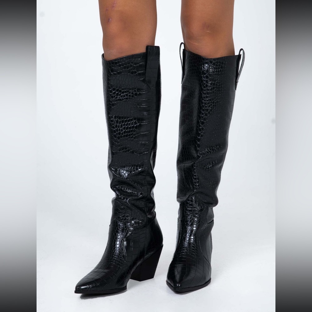 Princess Polly Riley Boots Black